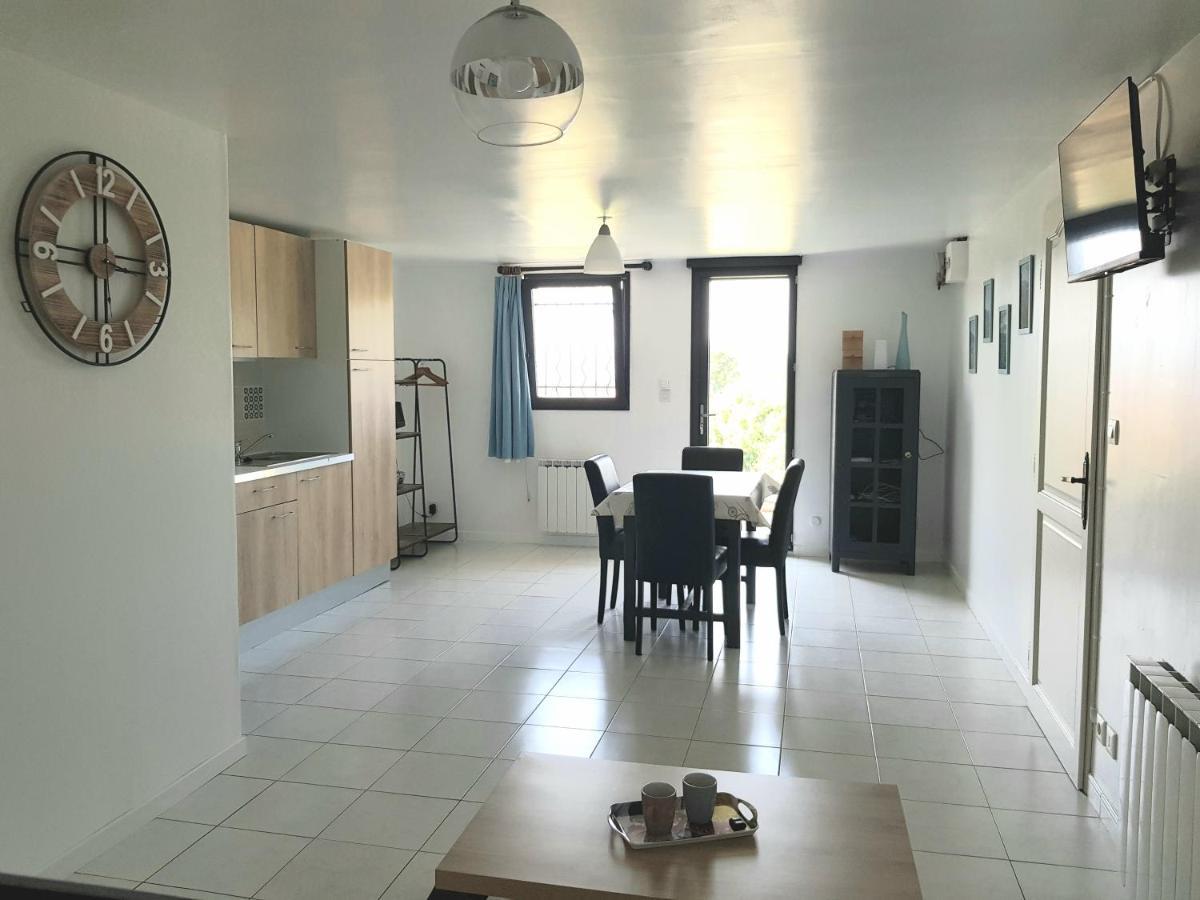 Appartement Independant Dans Maison Au Calme Pugny-Chatenod Luaran gambar